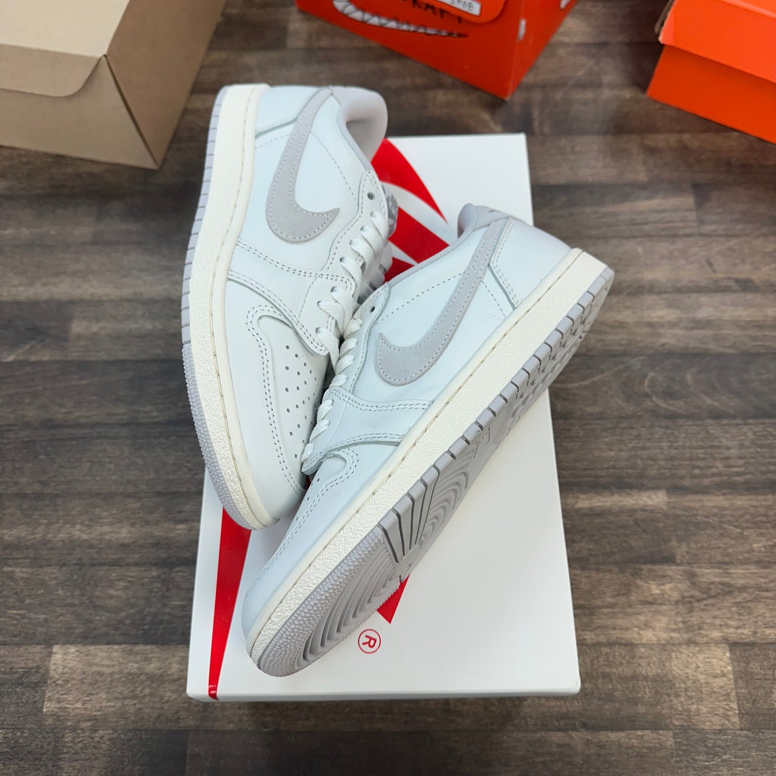 Neutral Grey Jordan 1 Low OG '85 (USED)
