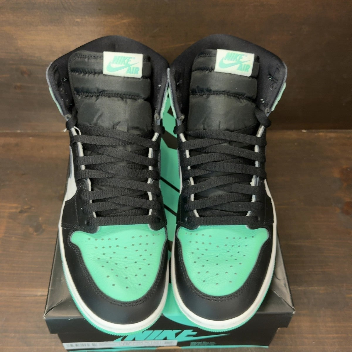 Jordan 1 Retro High OG Green Glow - Image 3