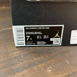 Jordan 2 Retro OG Chicago (2022) (GS) - Image 7