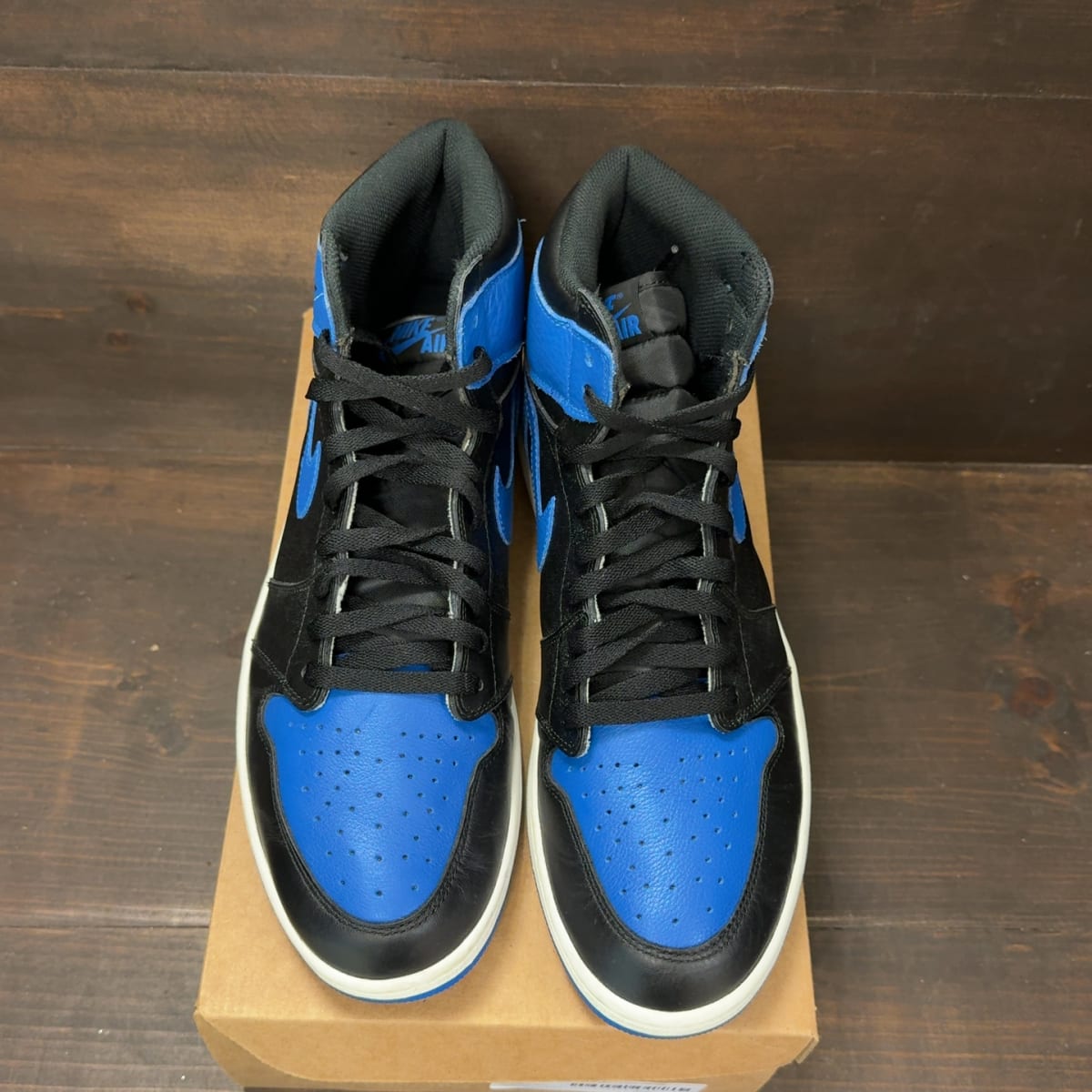 Jordan 1 Retro Royal (2017) Size 13 (Pre-Owned) - tag