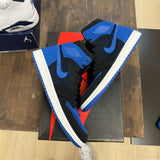 Jordan 1 Retro High Flyknit Royal - Image 1