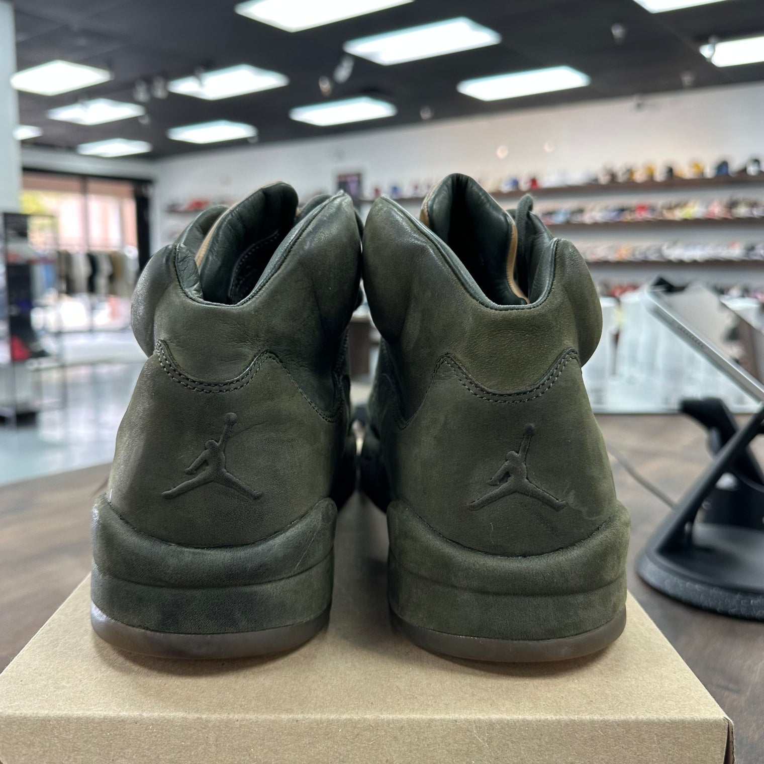 Take Flight Jordan 5 Retro (USED, No Box)