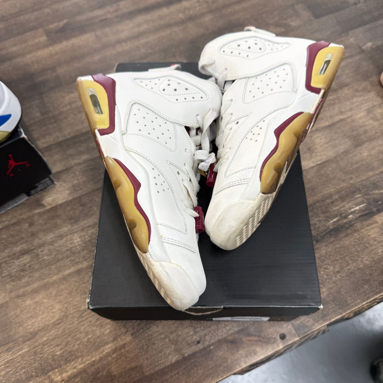 Maroon Jordan 6 Retro (GS) (USED)
