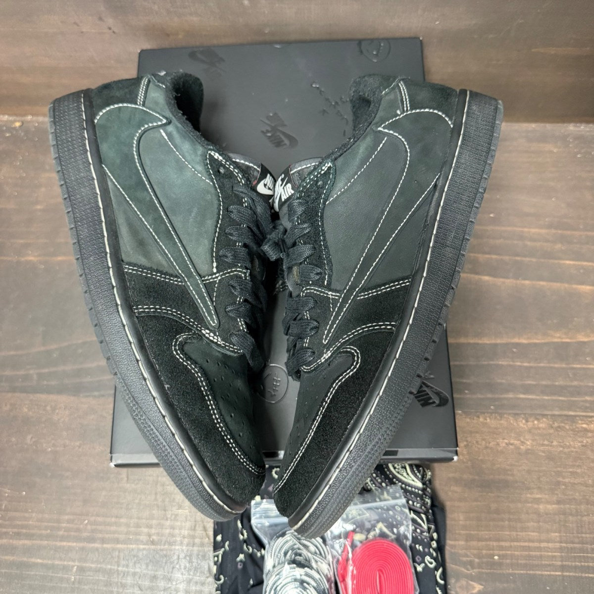 Jordan 1 Retro Low OG SP Travis Scott Black Phantom Size 10 (Pre-Owned) - Image 4