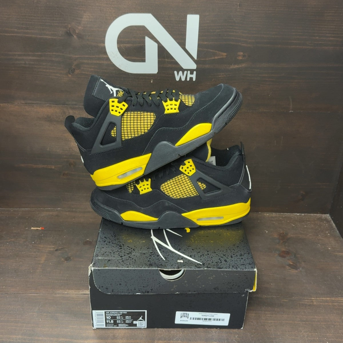 Jordan 4 Retro Thunder (2023) Size 10 (Pre-Owned) - front