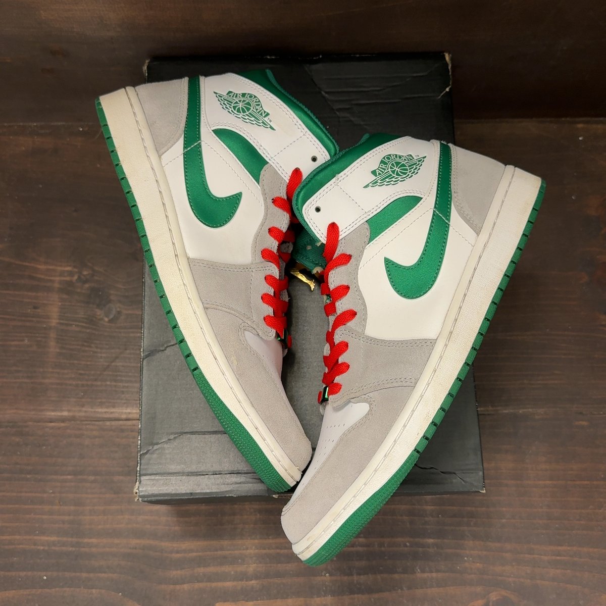 Jordan 1 Mid SE Grey Green Size 10.5 (Pre-Owned) - back