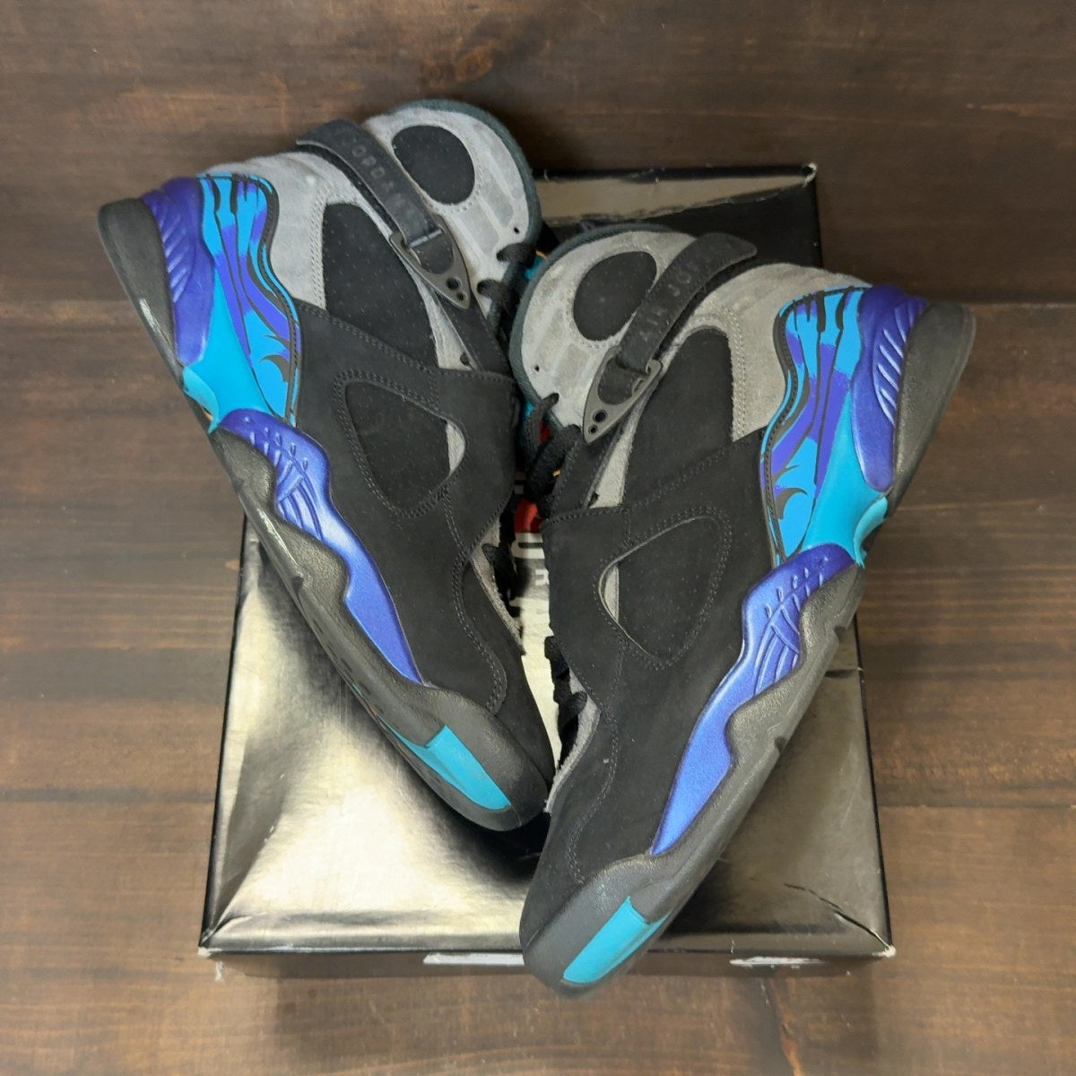 Jordan 8 Retro Aqua (2025) - Image 2
