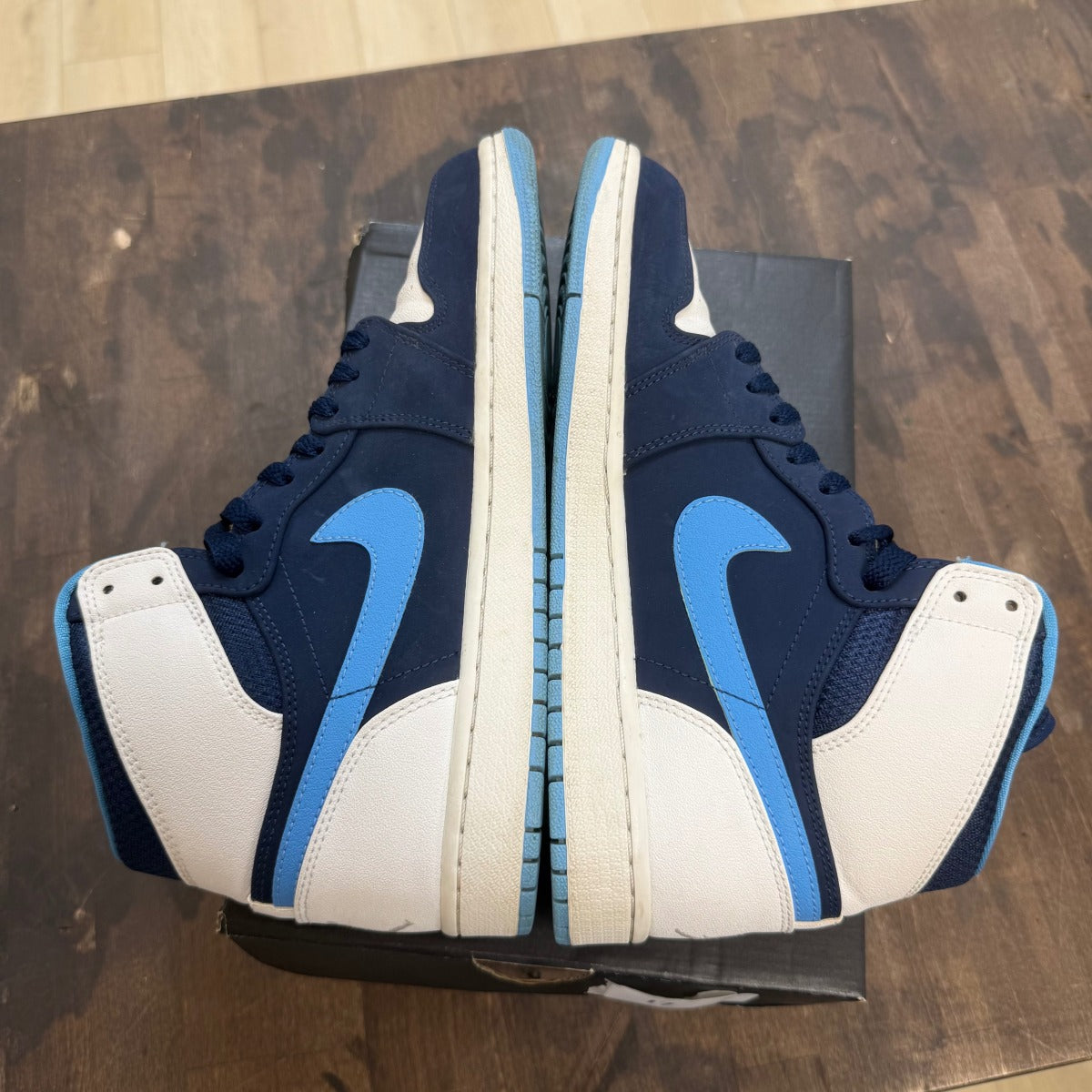 Jordan 1 Retro Chris Paul PE - Image 6