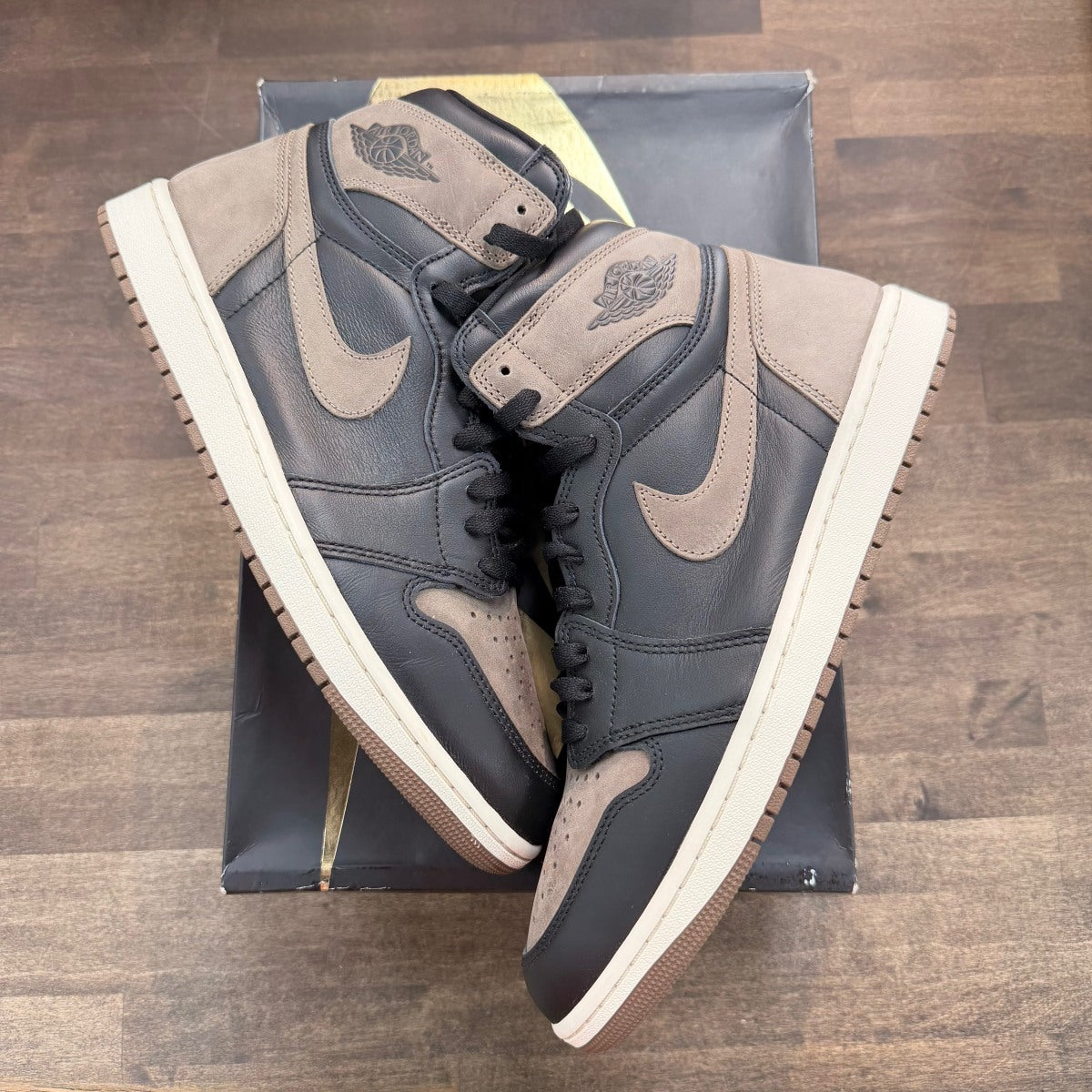 Jordan 1 Retro High OG Palomino Size 11 (Pre-Owned) - Image 1