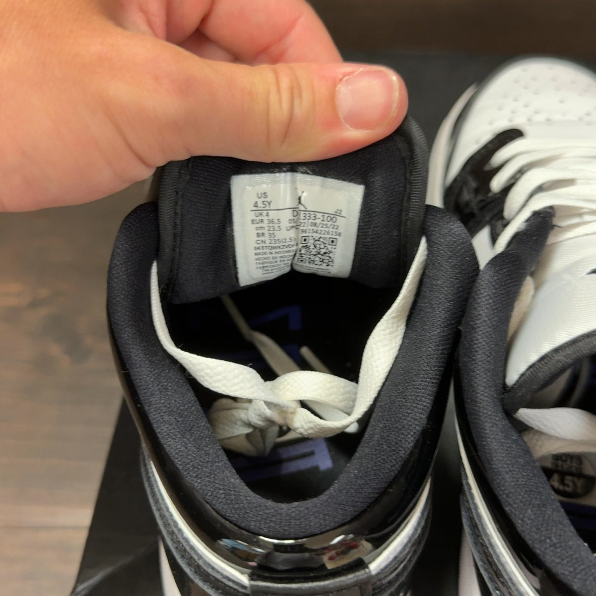 Jordan 1 Low SE Concord (GS) - Image 7