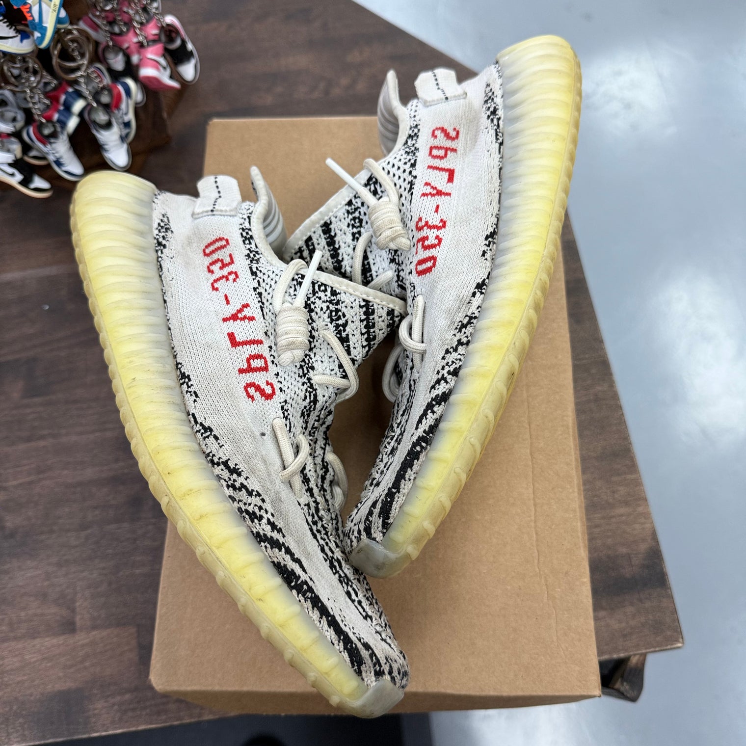 Zebra Yeezy 350  Zebra Yeezy 350 (USED,No Box)
