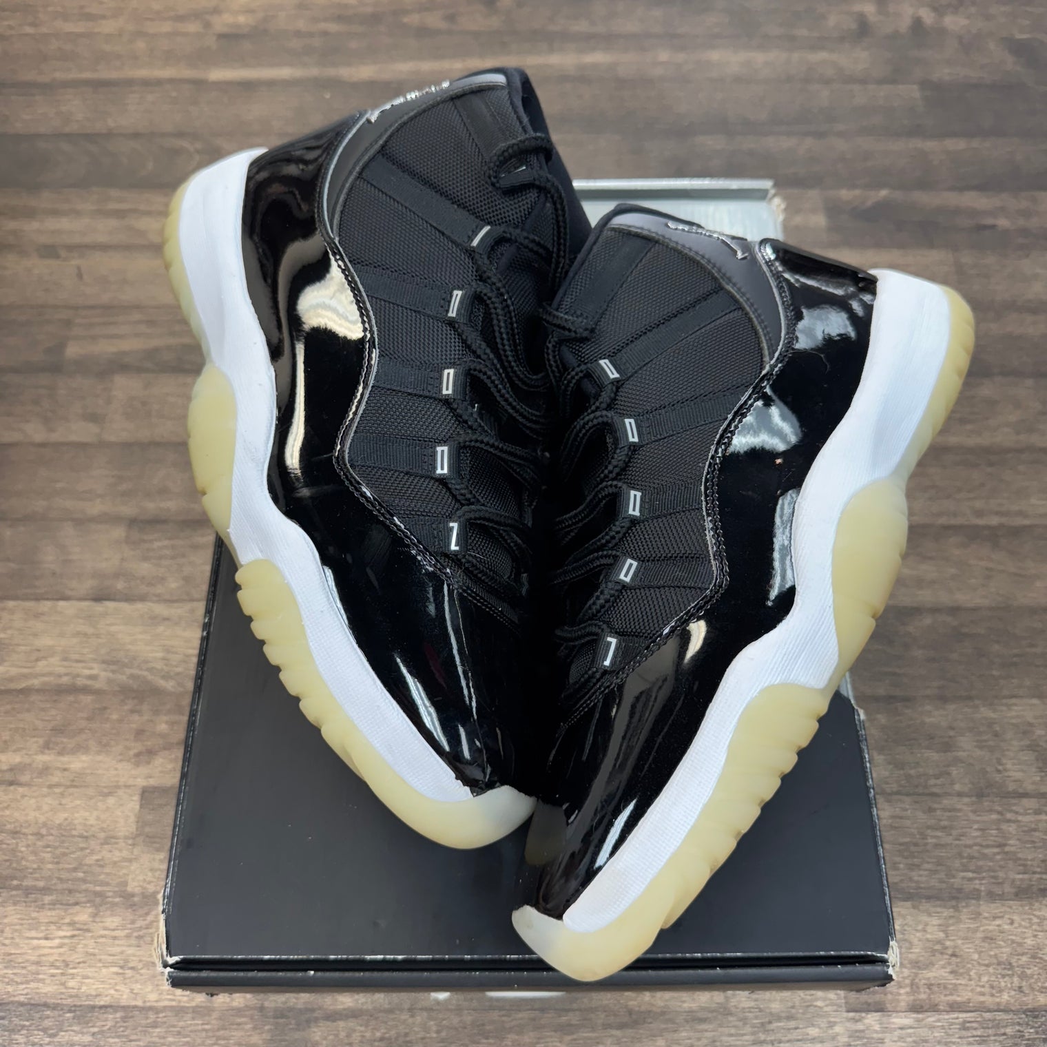 Jubilee Jordan 11 Retro (USED)