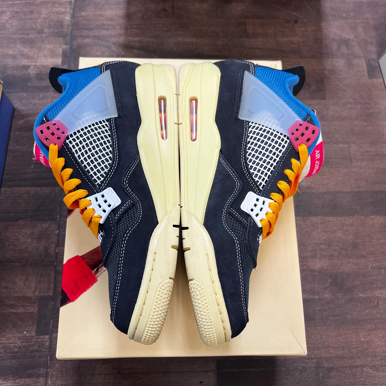 Off Noir Union LA Jordan 4 (USED)