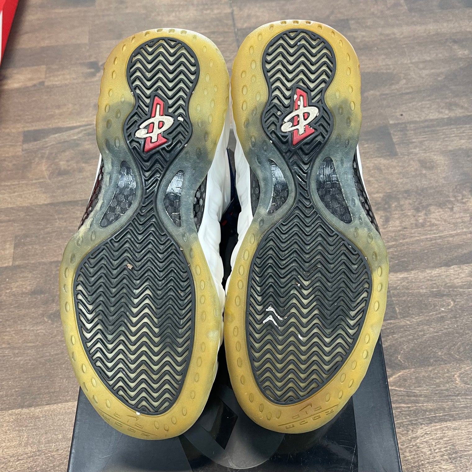Olympic Nike Foamposite (USED)