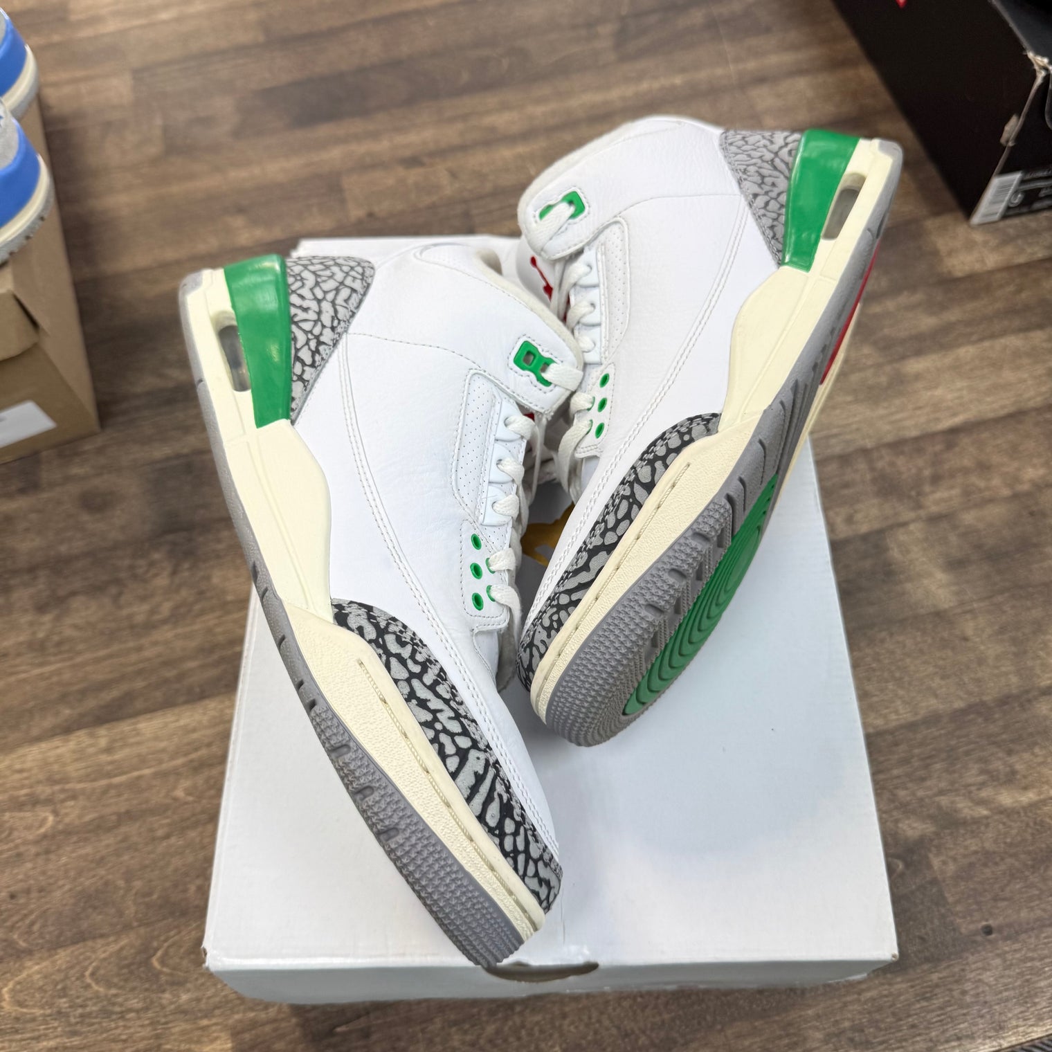 Lucky Green Jordan 3 Retro (W) (USED, no insoles)
