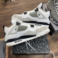Military Black Jordan 4 Retro (USED)