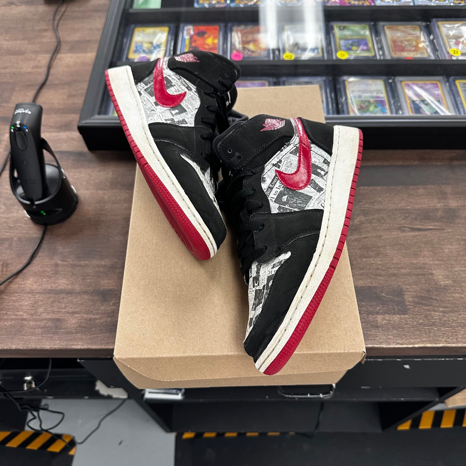 (GS) Jordan 1 Mid Newspaper Air Times (USED,NO BOX)