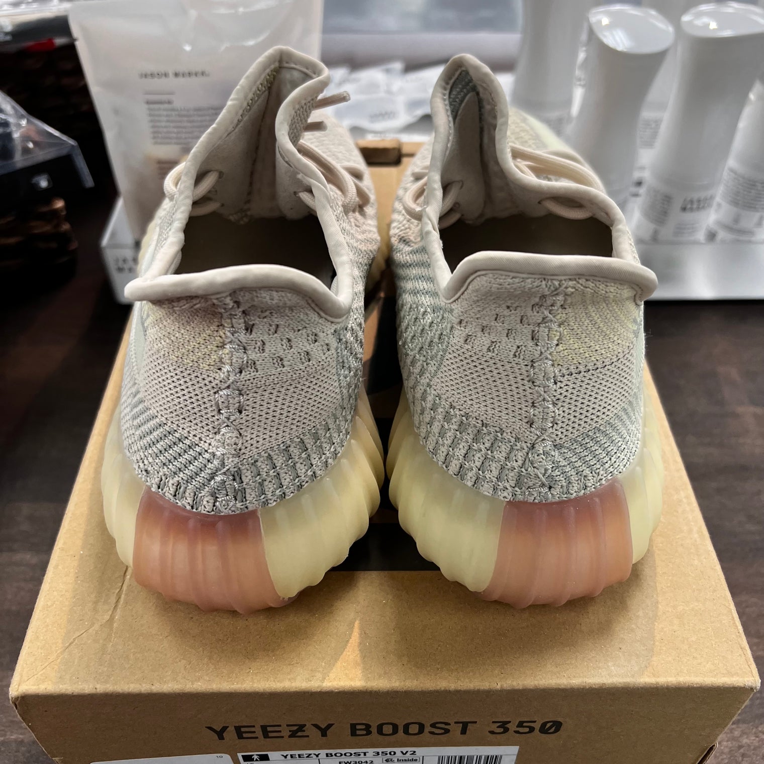 Citrin Yeezy 350 (USED)