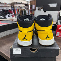 New Love Jordan 1 Retro Mid (2017) (USED)