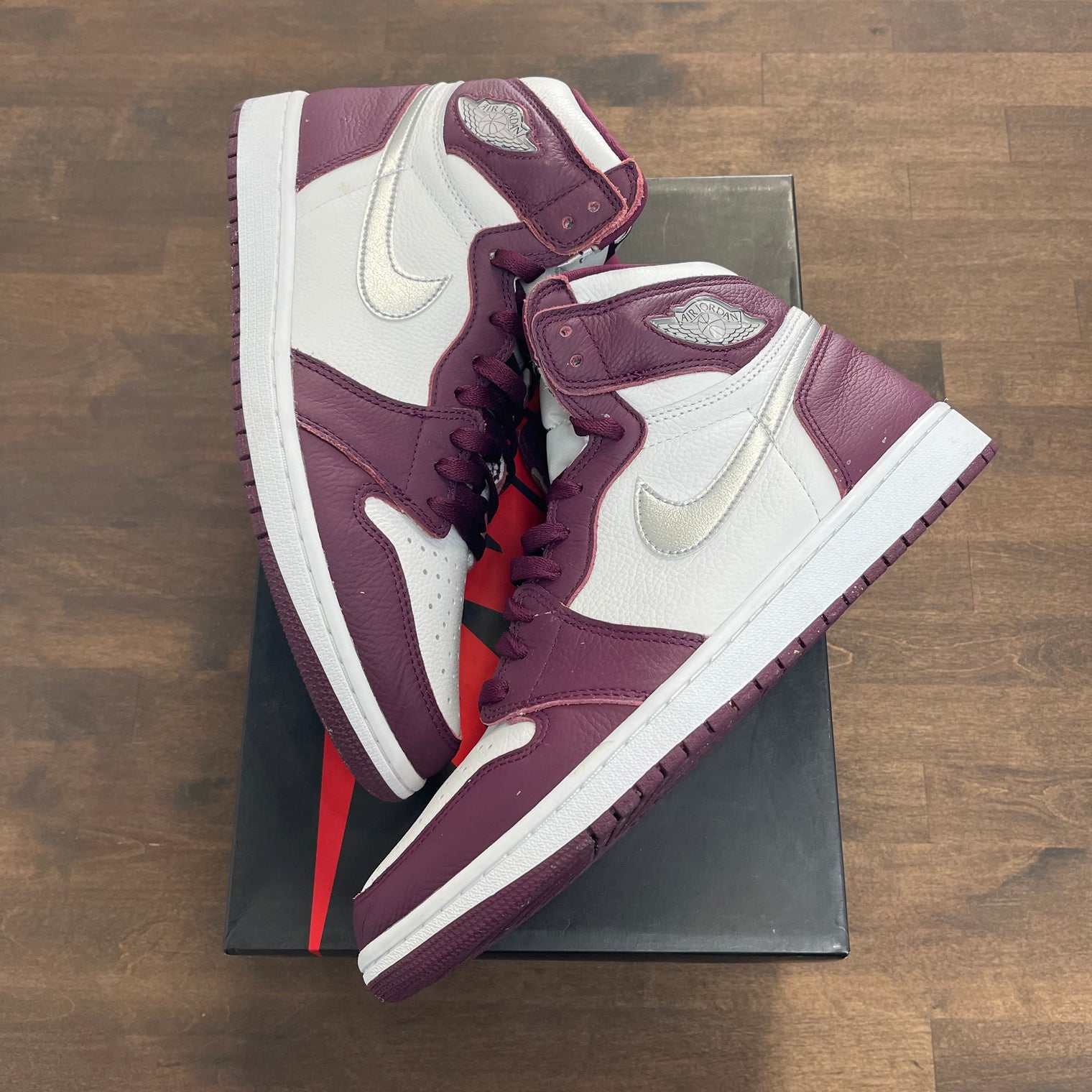 Nike Jordan 1 High Bordeaux (USED)