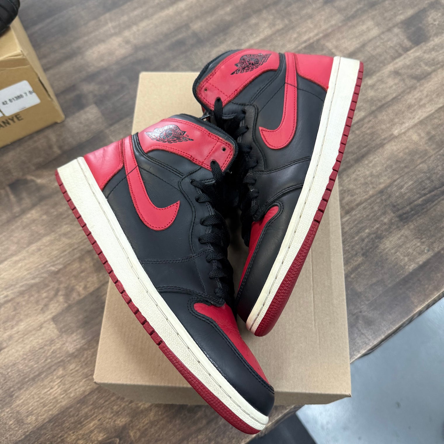 Bred Jordan 1 High (2013) (USED, No Box)