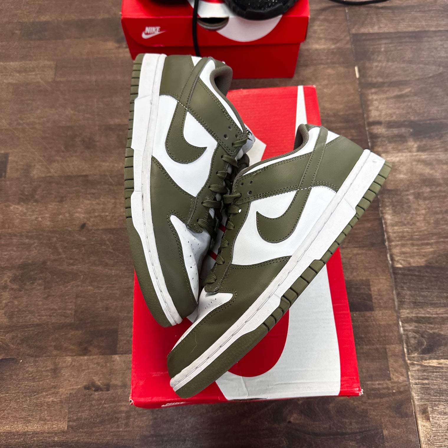 Olive Dunk Low (W) (USED)