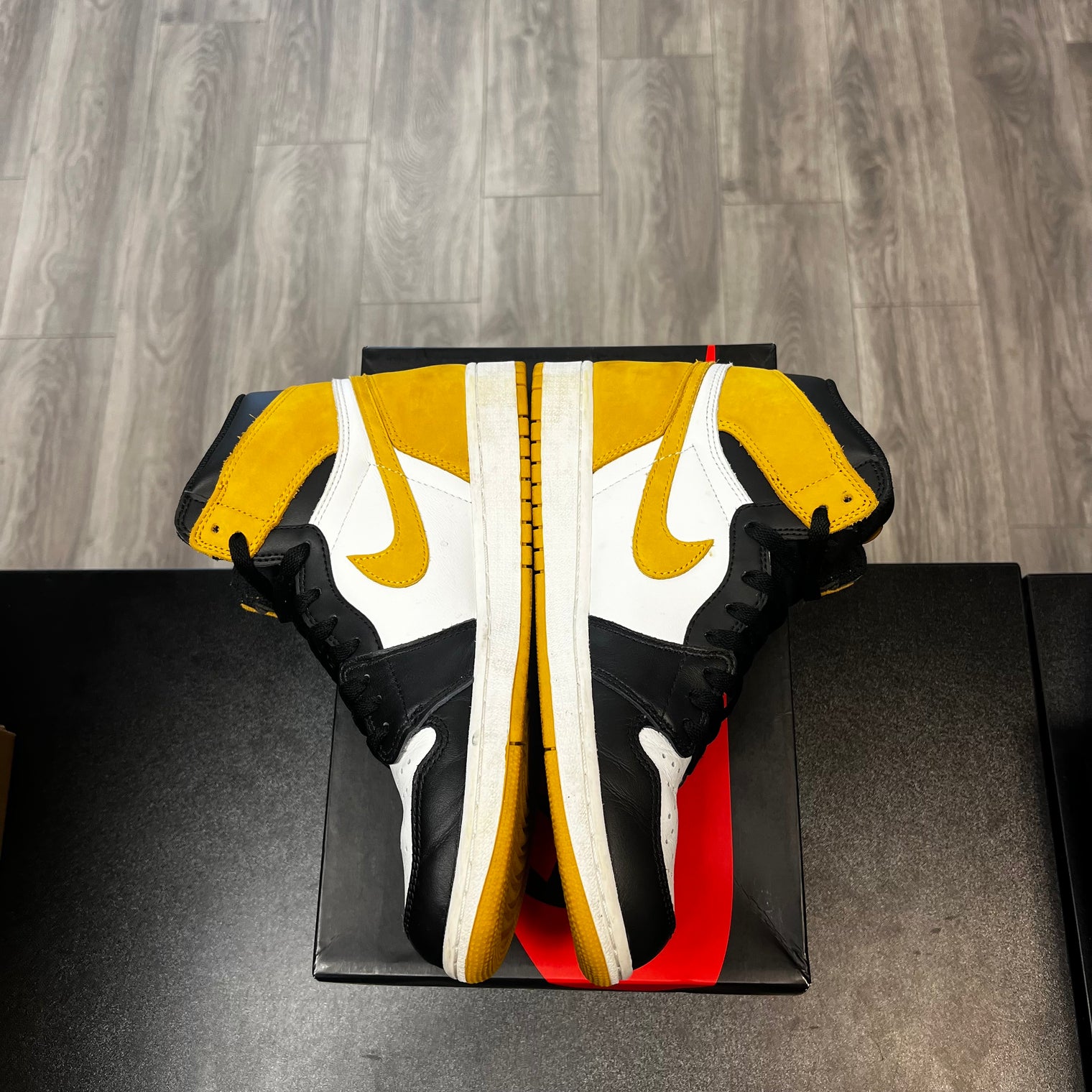 Yellow Ochre Jordan 1 High (USED)