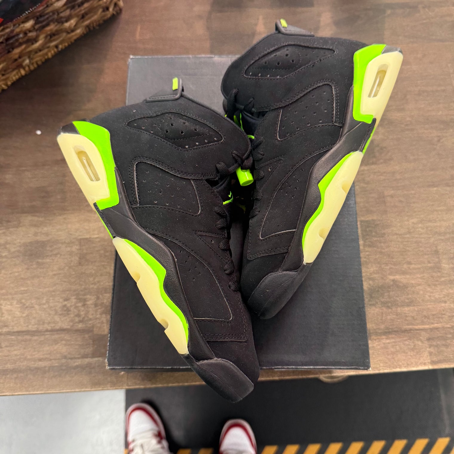 Electric Green Jordan 6 Retro (GS) (USED)