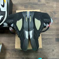Black Metallic Jordan 5 Retro (2016) (USED, No Box)