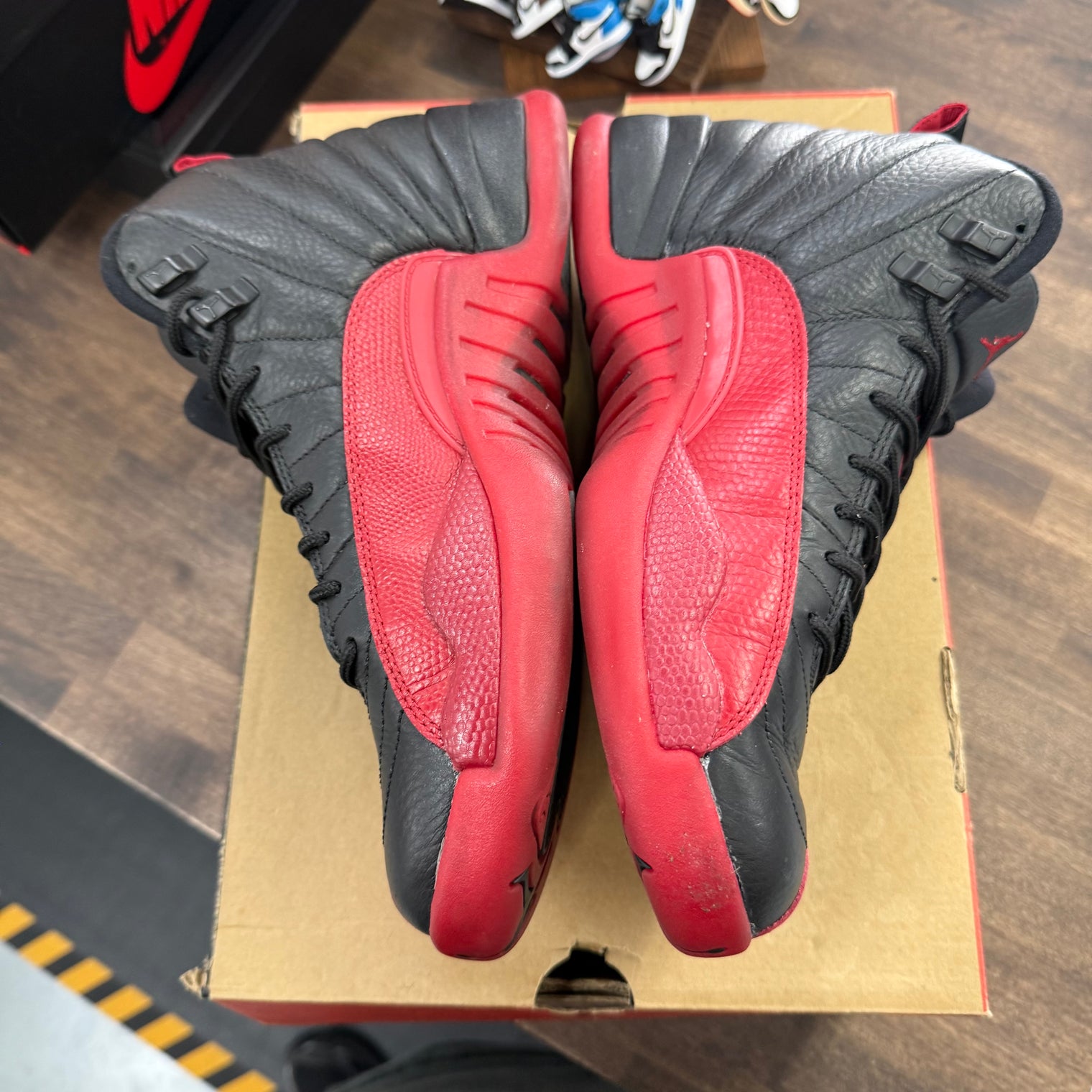 Flu Game Jordan 12 (2016) (USED, No Insoles)