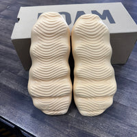 Cream Yeezy 450 Slide (Lightly Worn)