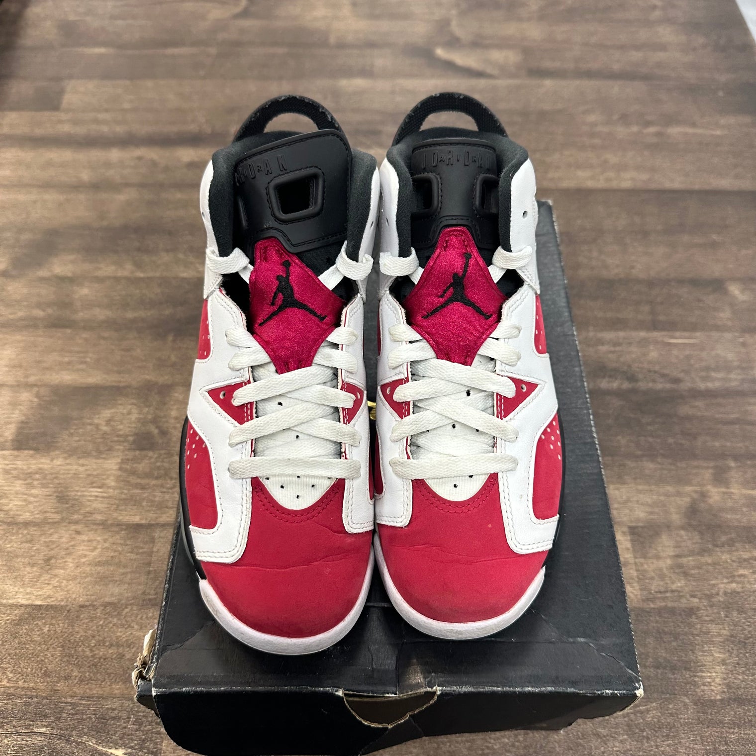 Carmine Jordan 6 Retro (GS) (USED)