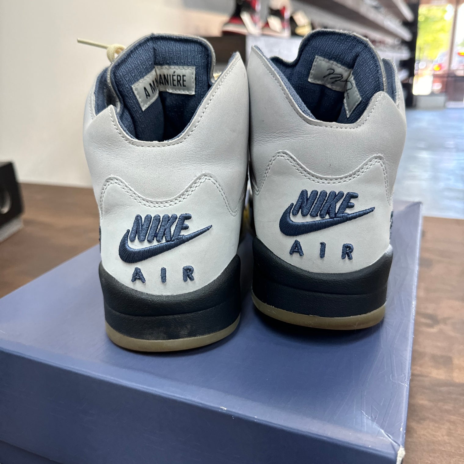 (W) Nike Jordan 5 A Ma Maniere Dawn (USED)