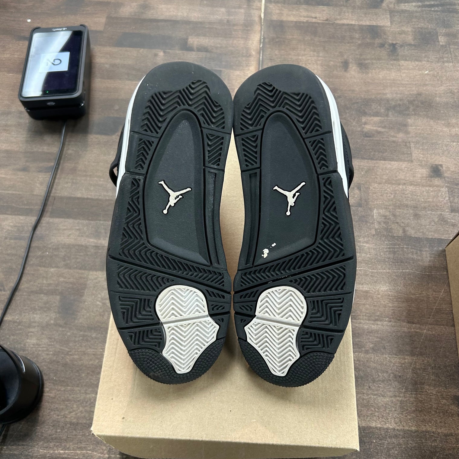 White Thunder Jordan 4 Retro (GS) (USED, No Box)