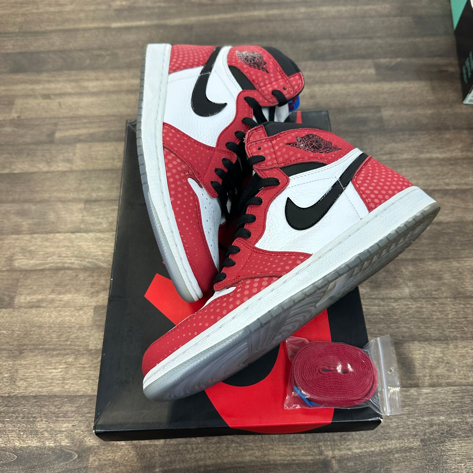 Spider-Man Origin Story Jordan 1 Retro High (USED)