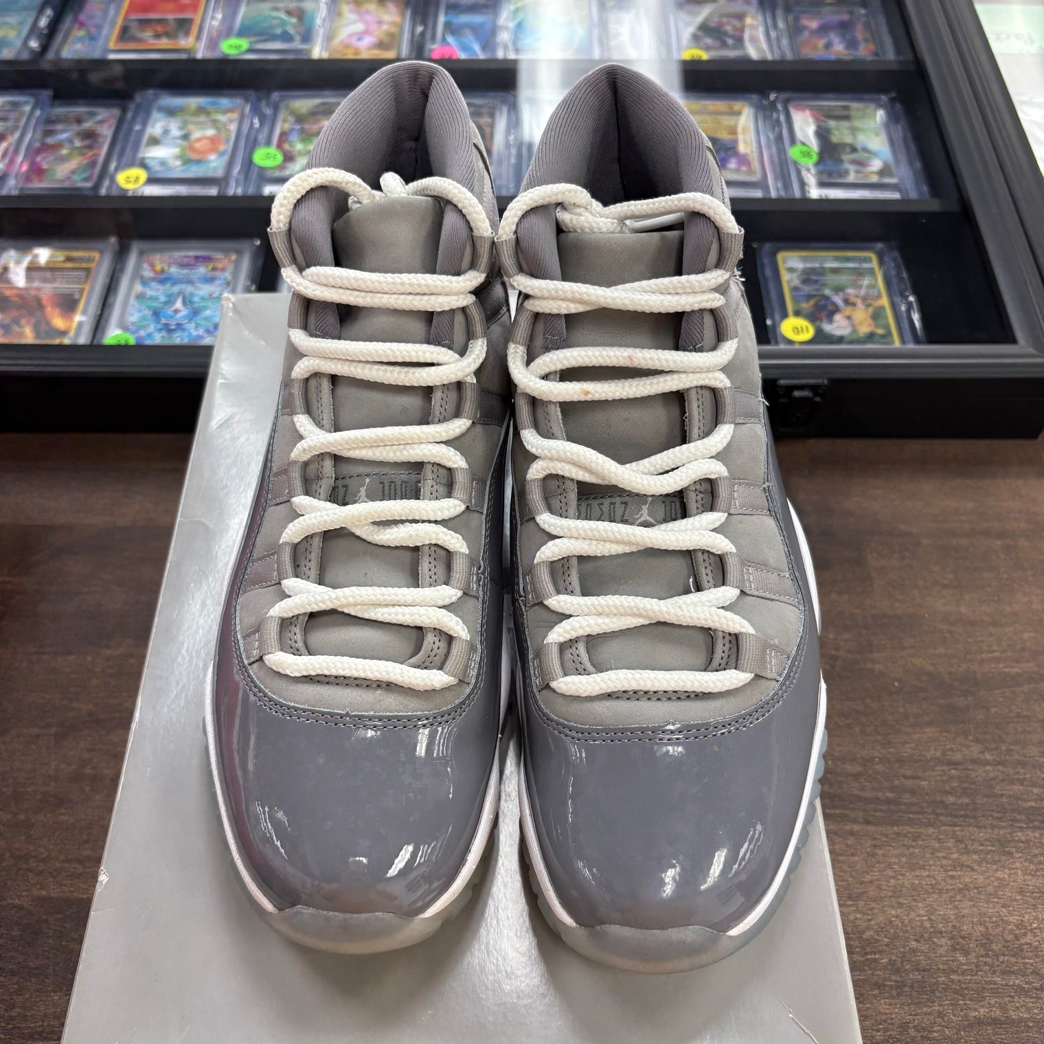 Cool Grey Jordan 11 (USED)