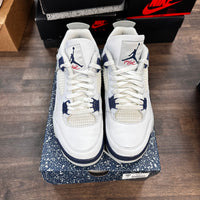 Midnight Navy Jordan 4 (USED)