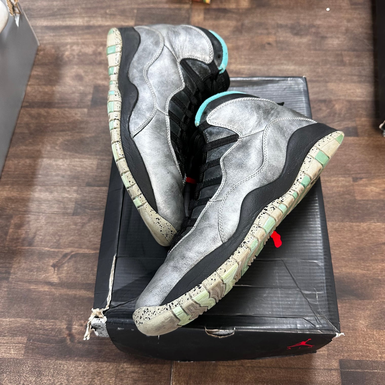 Lady Liberty Jordan 10 (USED,No Box)