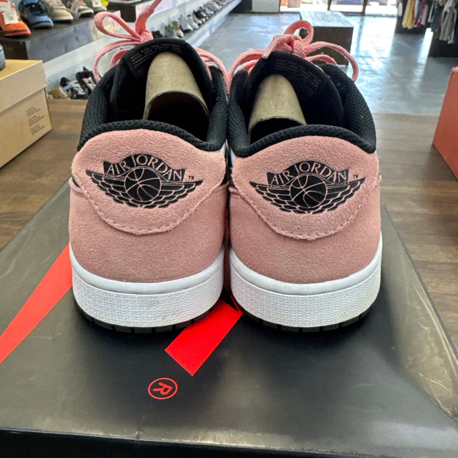 Bleached Coral Jordan 1 Low (USED)