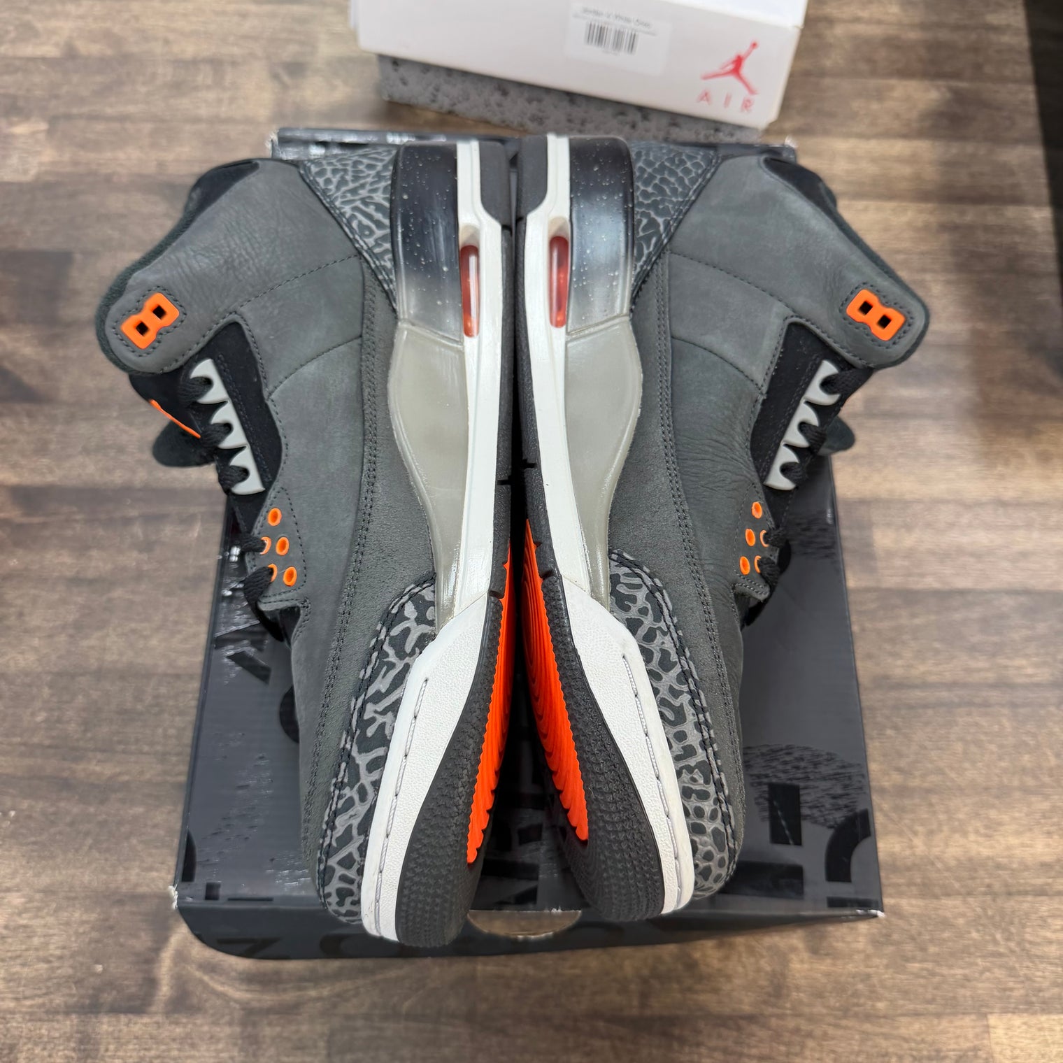 Fear Jordan 3 Retro (2023) (USED)