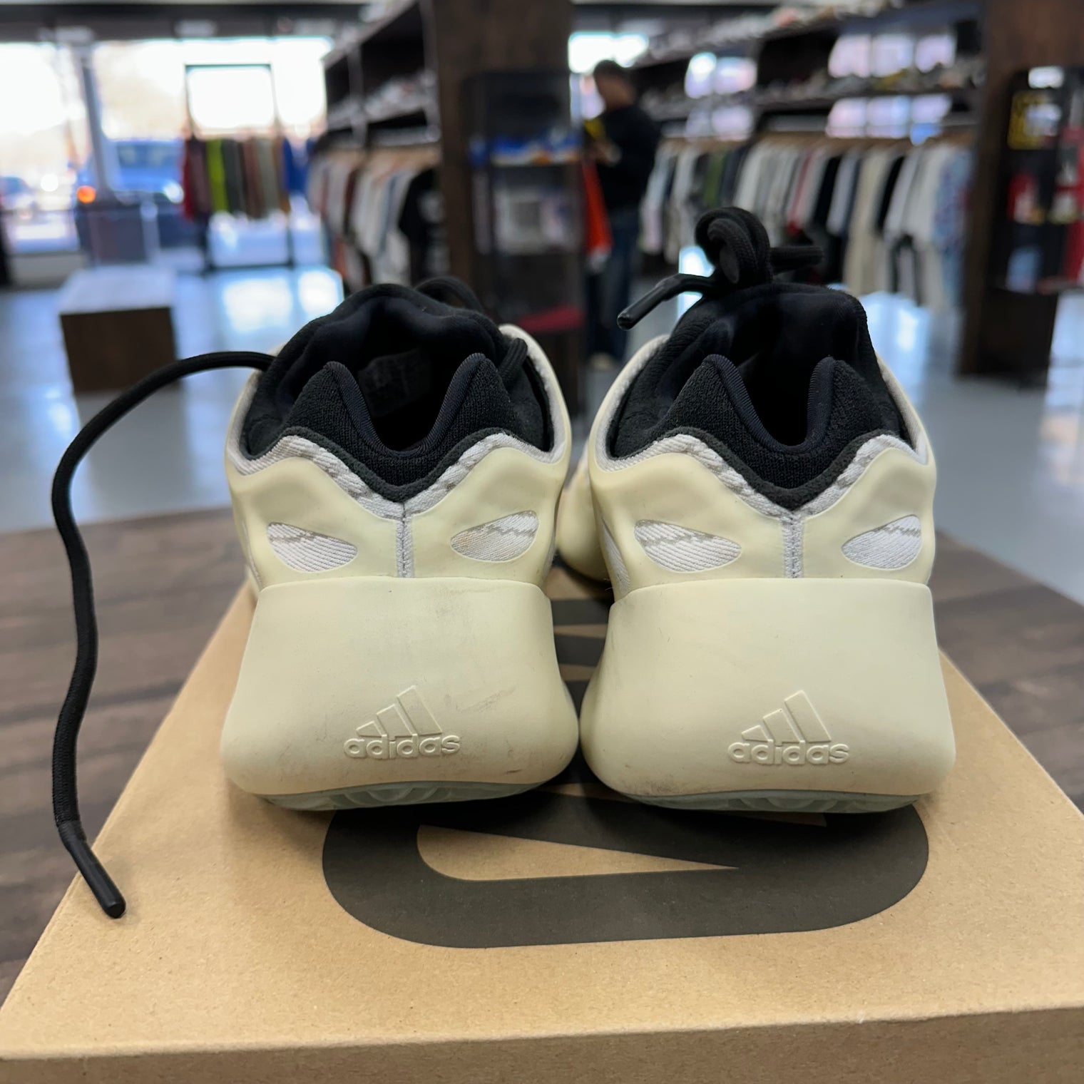 adidas Yeezy 700 V3 Azael (US 10) (USED)