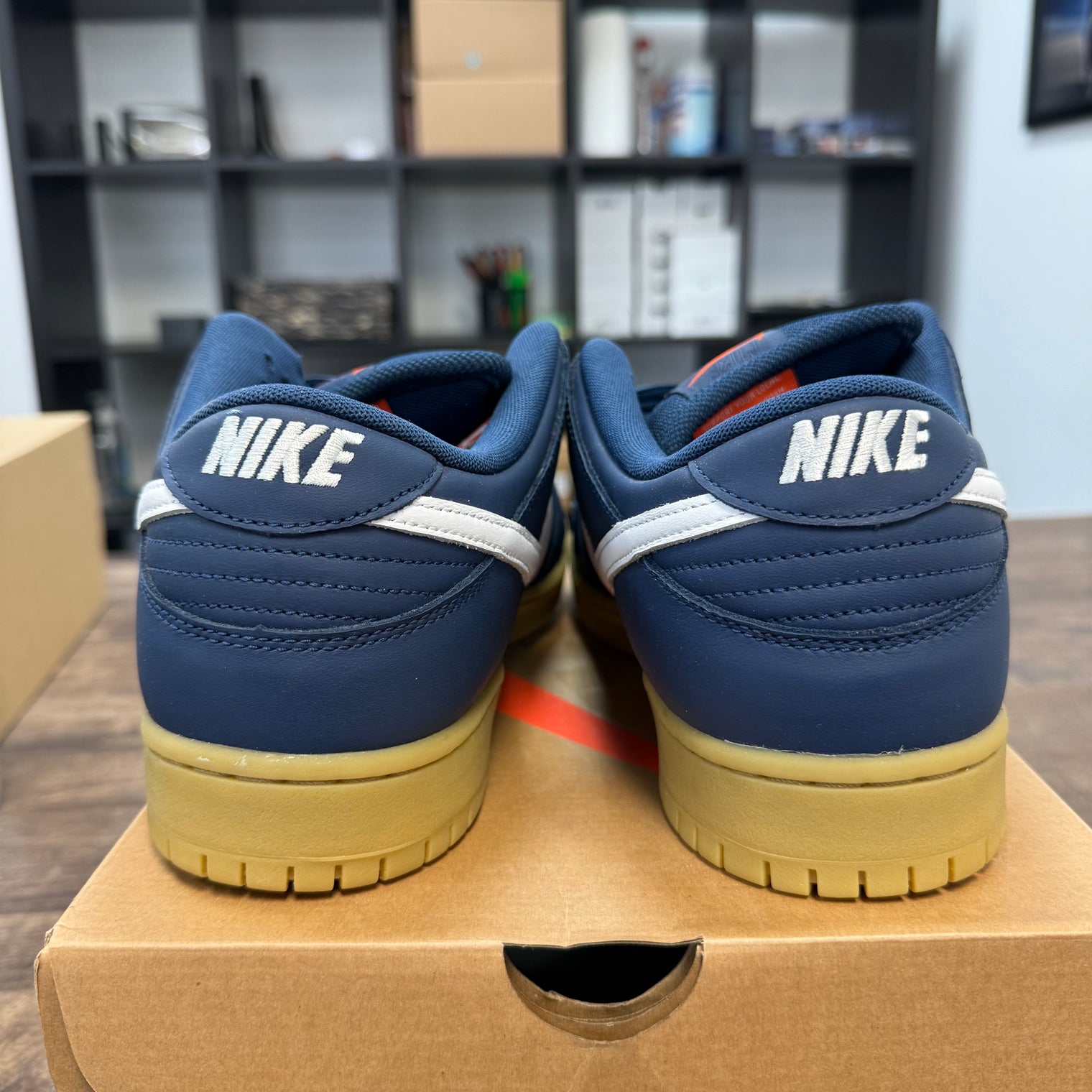 Navy SB Dunk Low (USED)
