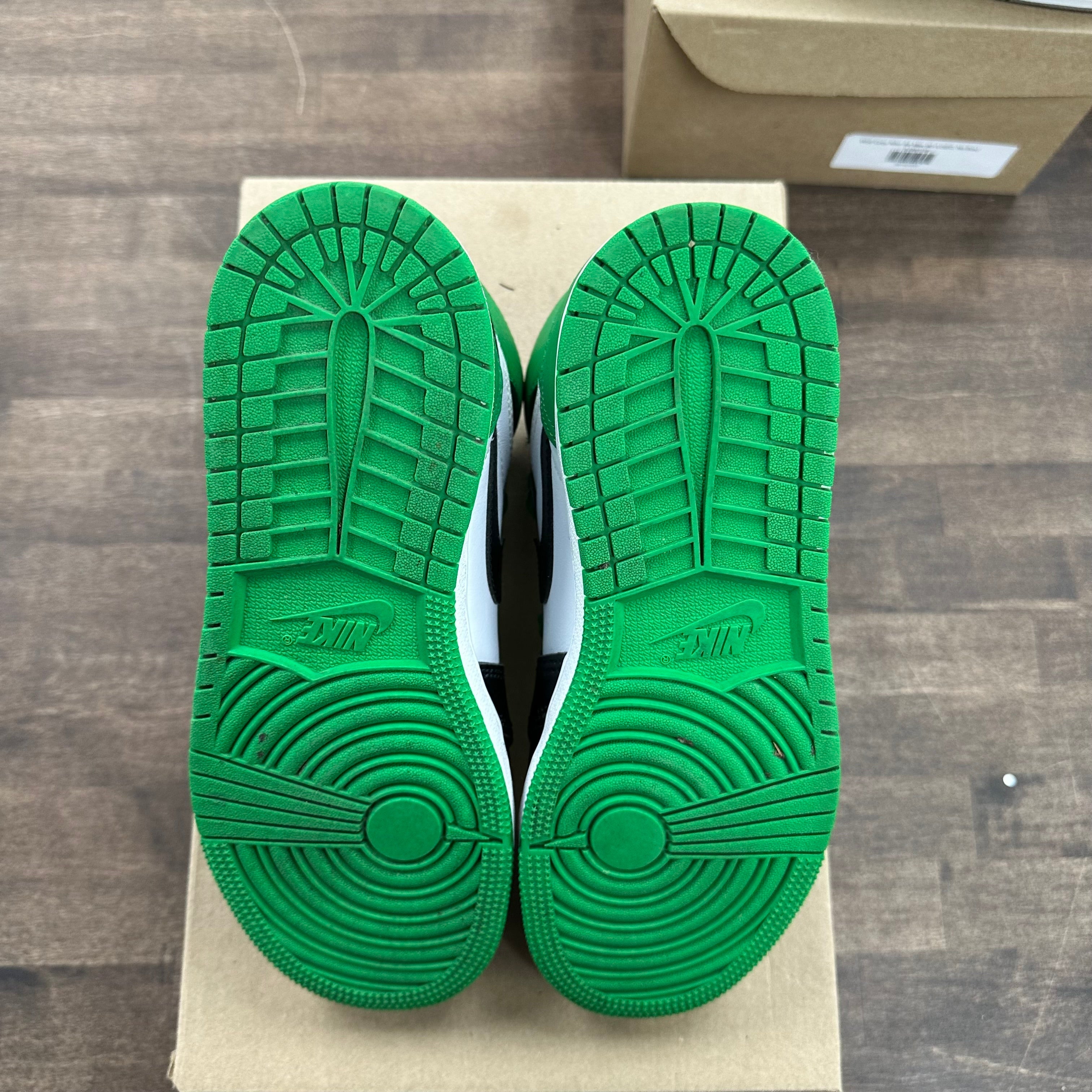 Jordan 1 Retro High OG Lucky Green (US 5Y) (USED, No Box) Size 5Y (Pre-Owned) - Image 5