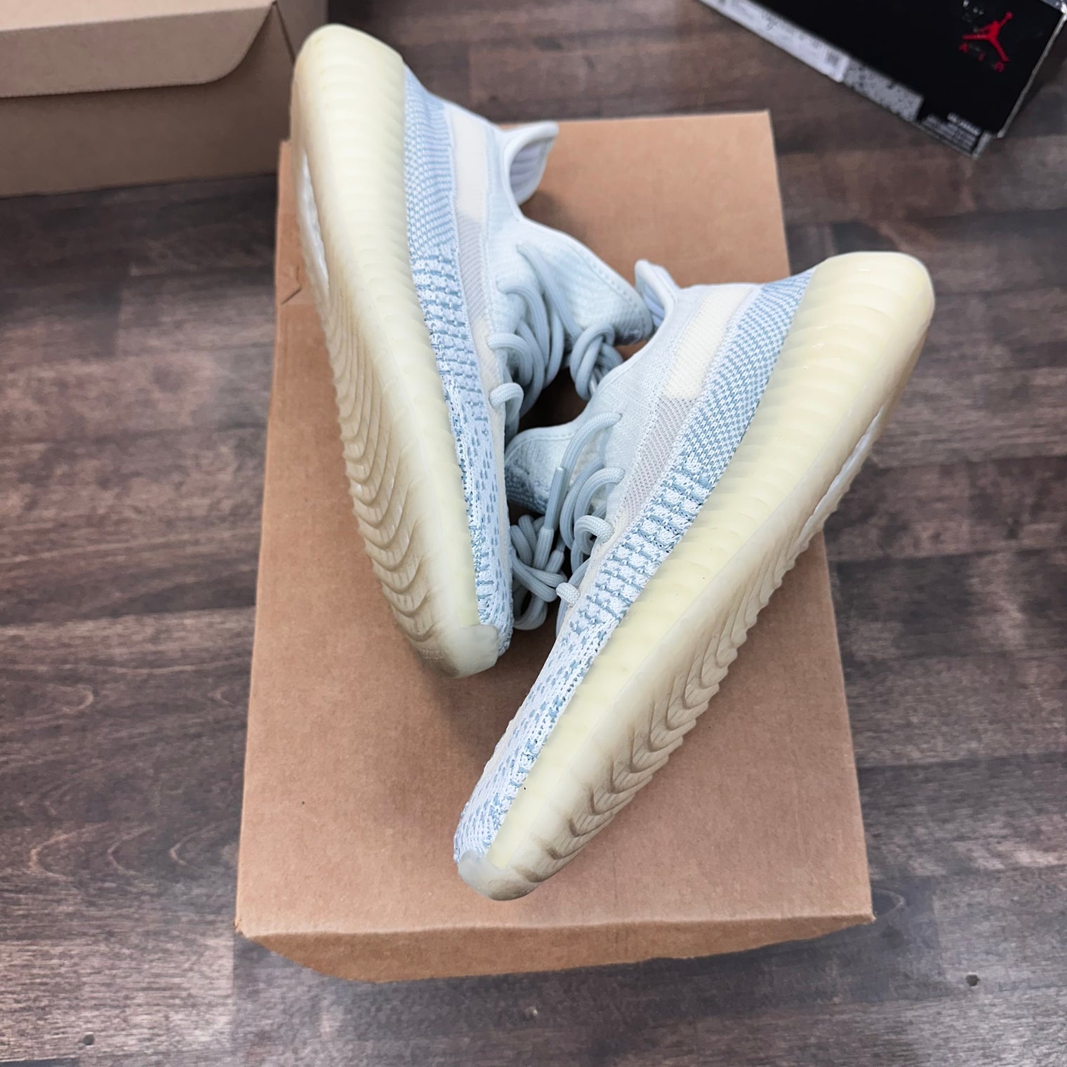 Cloud Yeezy 350 (USED,No Box)