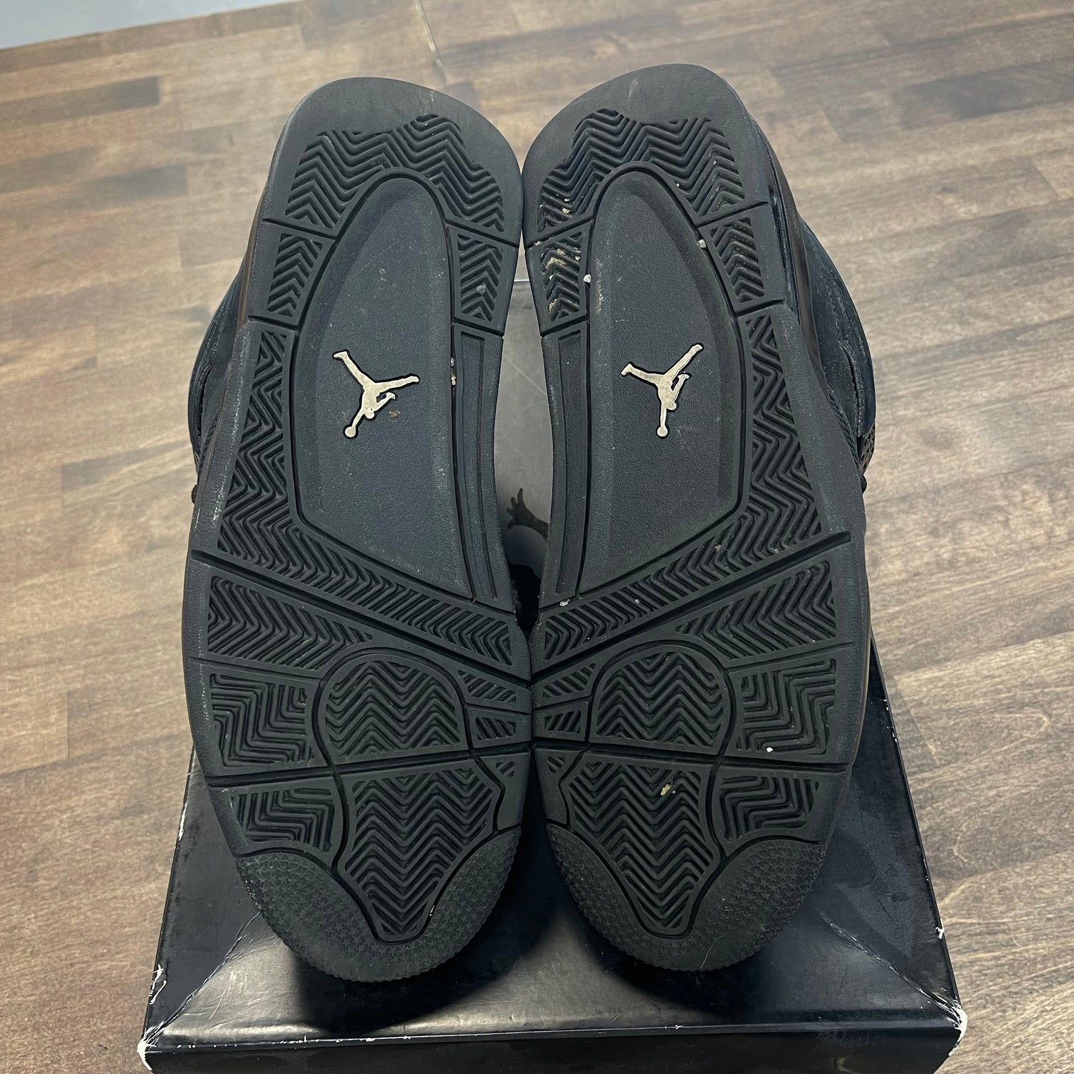 Black Cat Jordan 4 (2020) (USED)