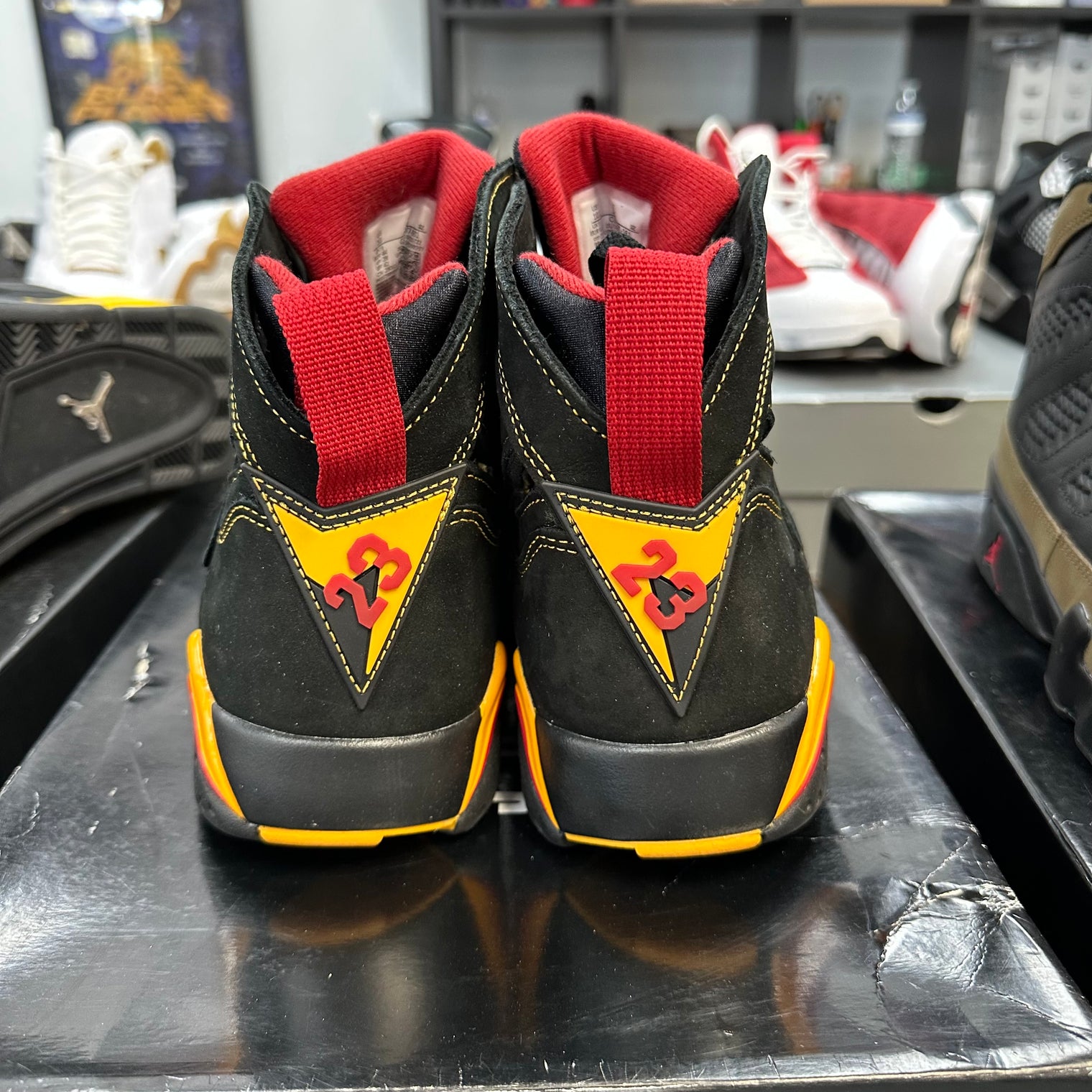 Citrus Jordan 7 Retro (USED)