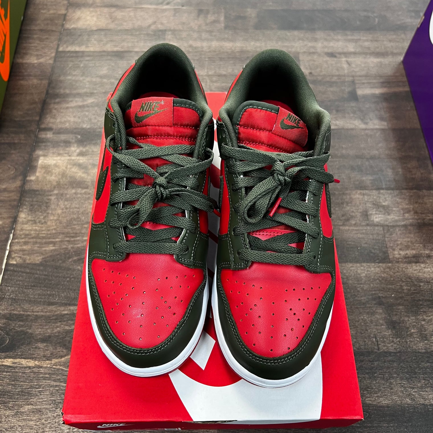 Khaki Red Dunk Low (USED)