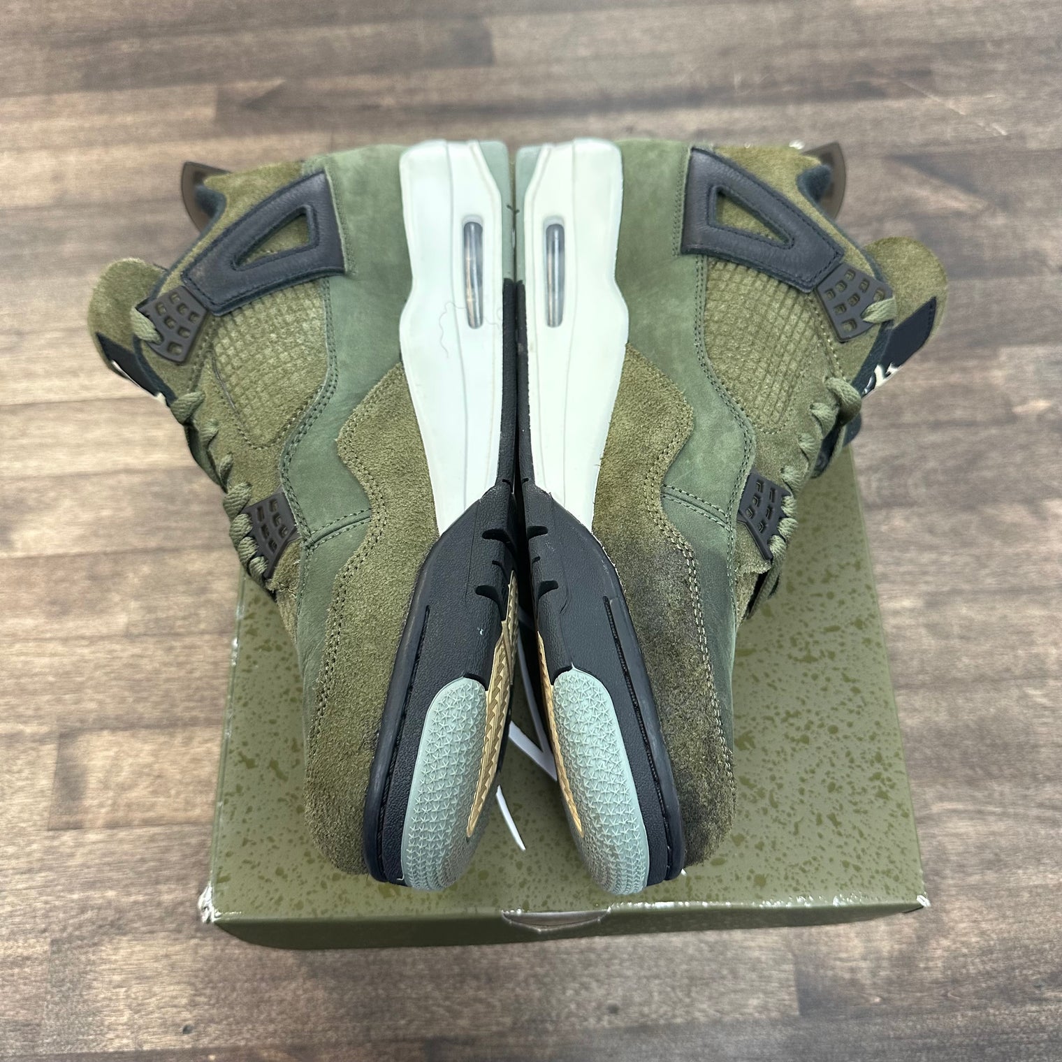 Air Jordan 4 Retro Craft Olive (Used)