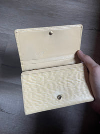 Louis Vuitton Epi Vanilla Long Wallet (USED)