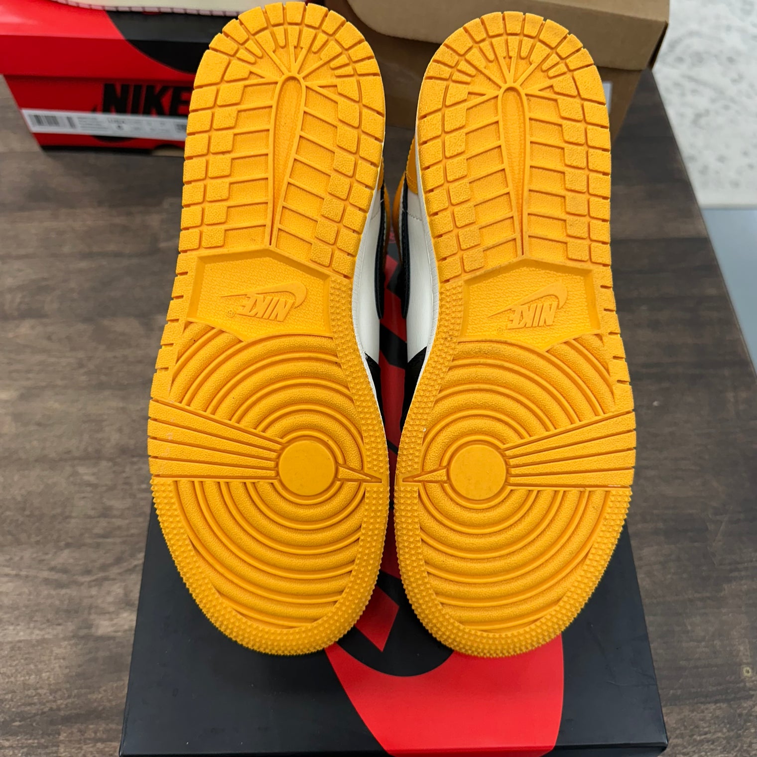 Taxi Yellow Toe Jordan 1 High (GS) (USED)